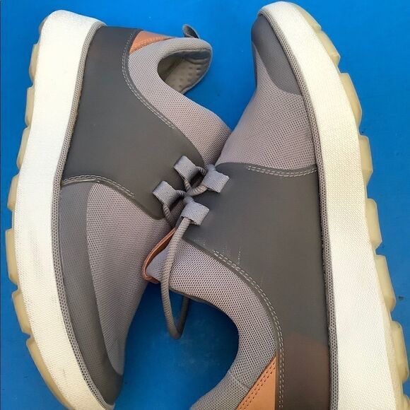 🔥 CLARKS SOOPASFT🔥Womens  Shoes Gray Sz 6.5. - Picture 7 of 7